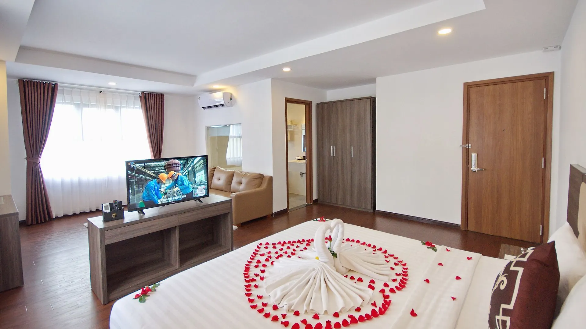 ***  Aries Hotel Nha Trang Vietnam