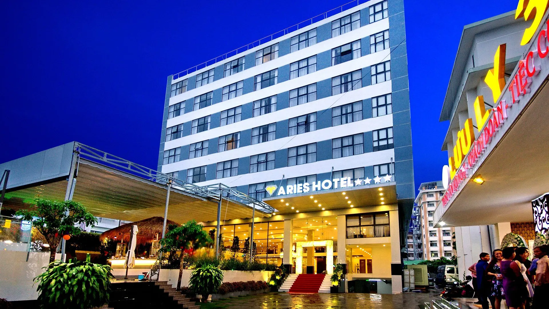 Aries Hotel Nha Trang 3*,